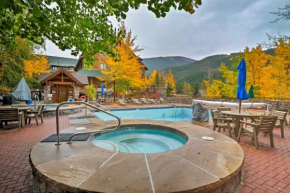 Keystone Ski Condo with Mtn View - Walk to Gondola!